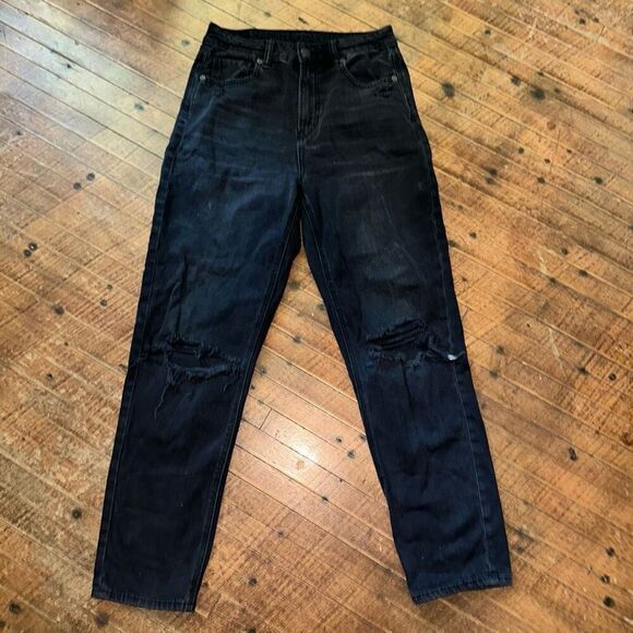 American Eagle black Mom straight size 2 high waist jeans - Picture 1 of 3